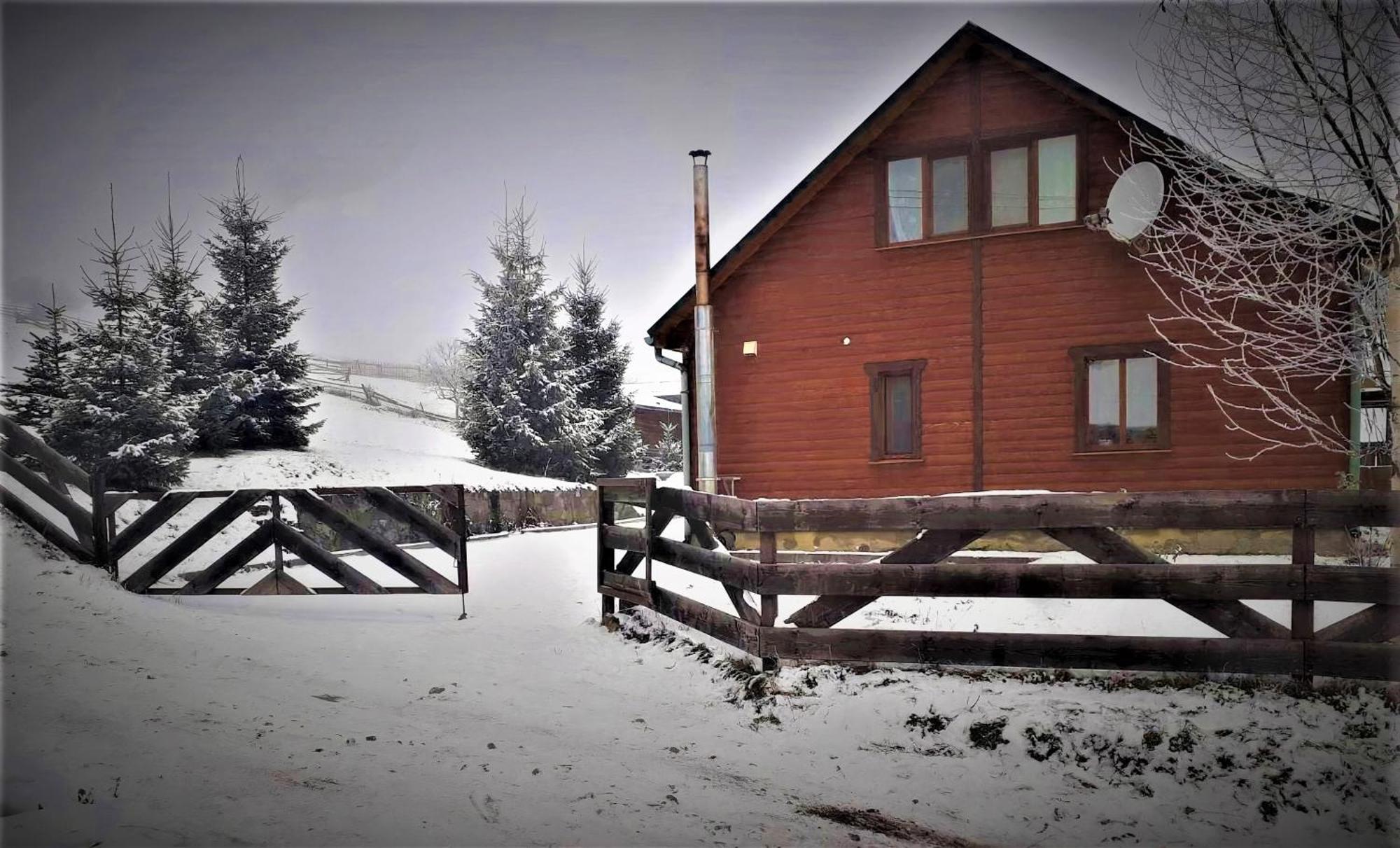 Cottage Ozerniy Lazeșciîna Exterior foto