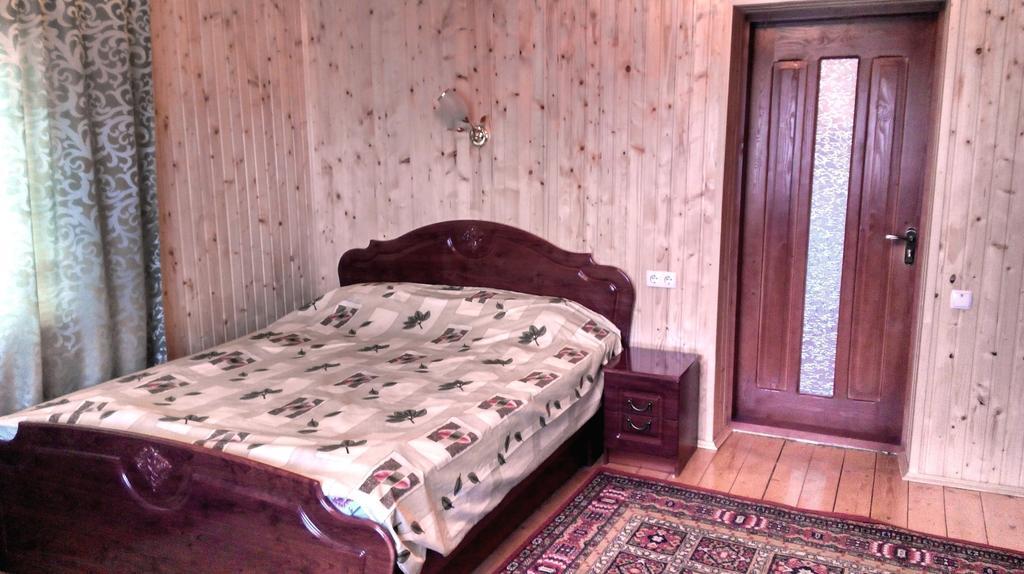 Cottage Ozerniy Lazeșciîna Cameră foto
